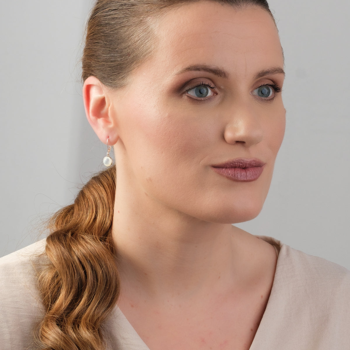 925 Sterling Silver Mother Of Pearl Silver Drop Earrings - Simply Whispers