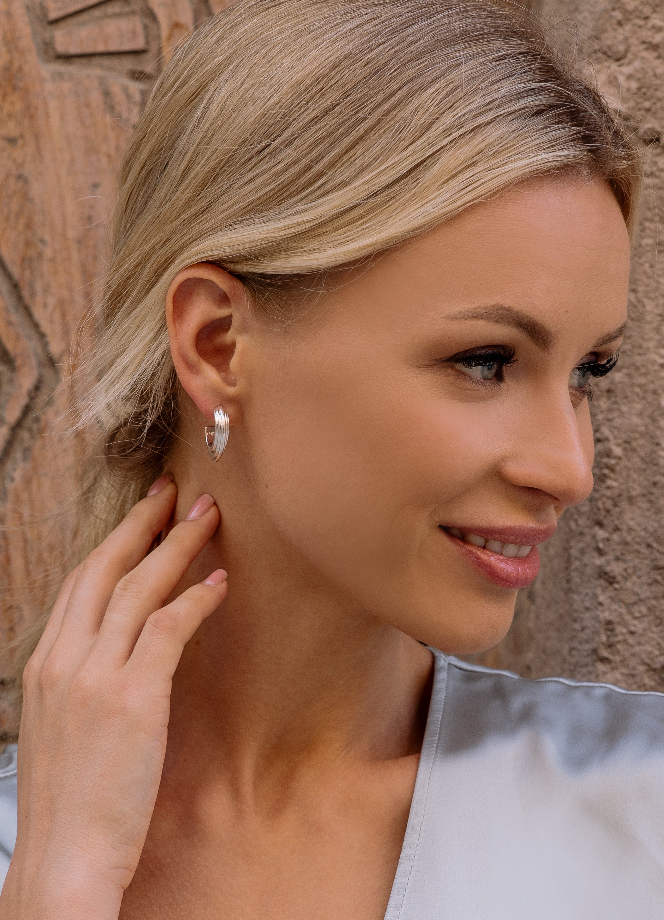 Silver Oval Chunky Hoop Earrings - Simply Whispers