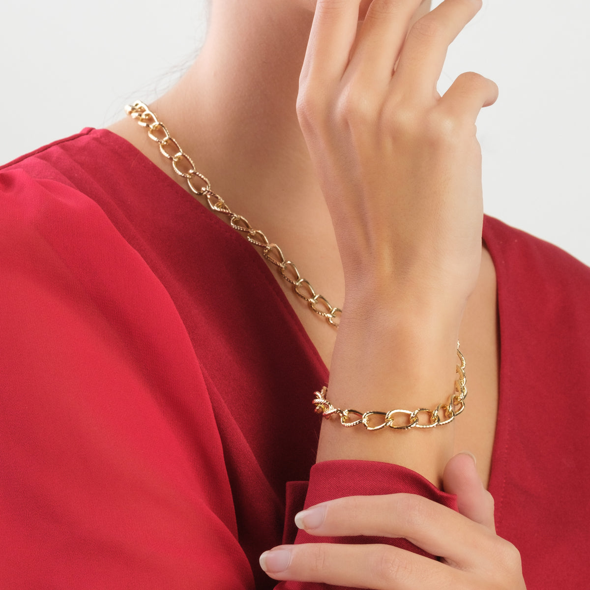 Gold Curb Chain Bracelet - Simply Whispers