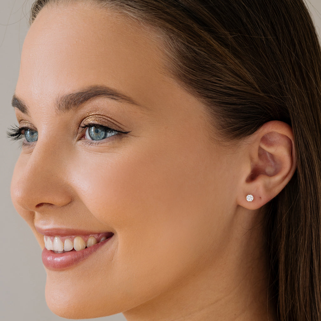 Round Crystal 4mm Stud Earrings - Simply Whispers