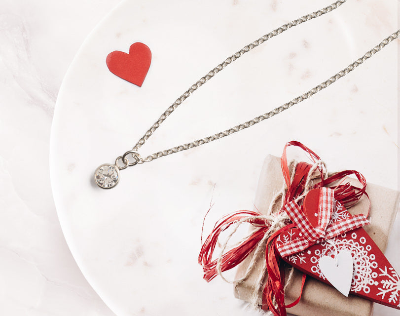 Elegant but ideal for everyday wear, this 925 sterling silver pendant necklace adorned with a 5.5 mm cubic zirconia crystal for that refine touch. Perfect gift for a loved one, friend, or yourself. All pieces are nickel free.