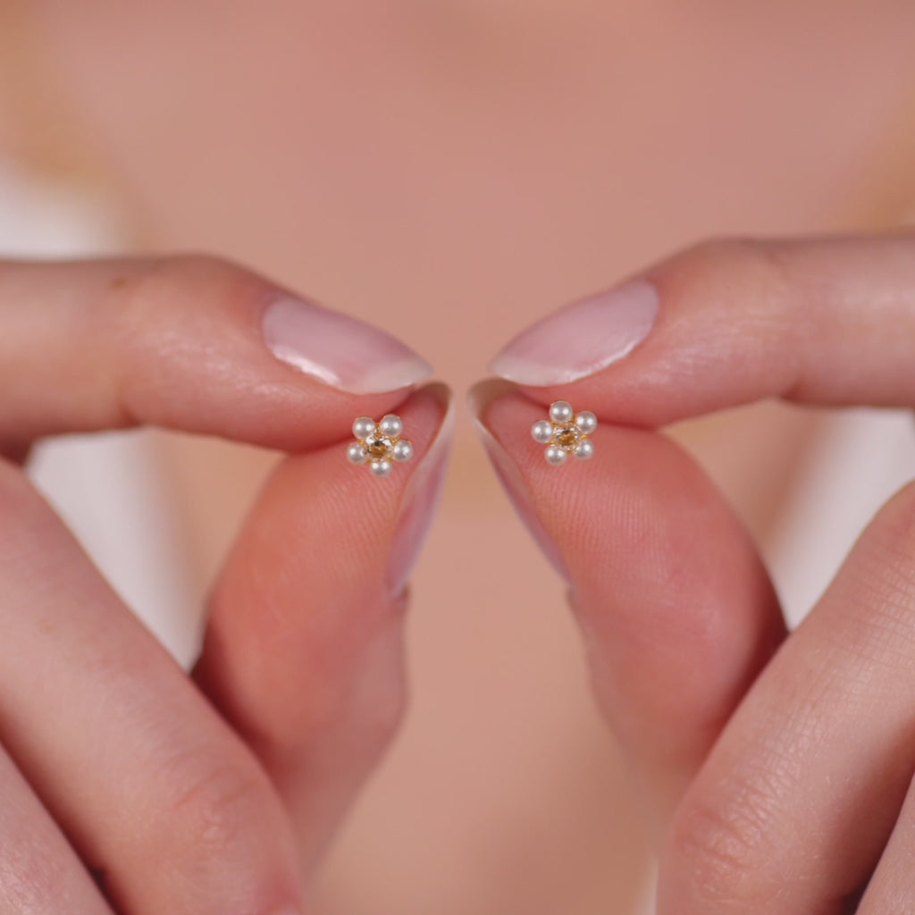 Pearl & Crystal Flower Earrings