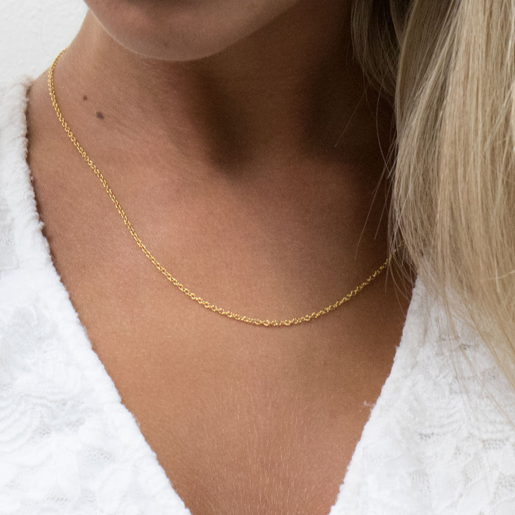 Gold Plated 20 inch Pendant Chain Necklace - Simply Whispers